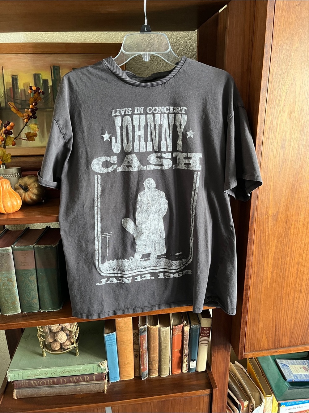 Johnny Cash Graphic Short-Sleeve Tee - Black